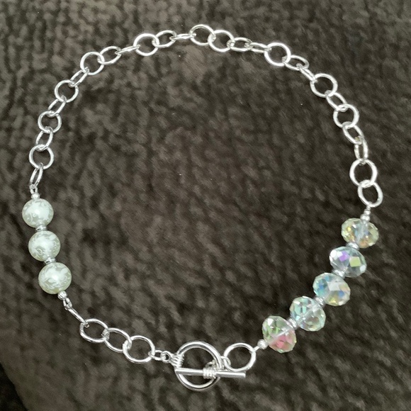 New Stylish Silver-Plated Necklace with Crystals and Pearls10” long - Picture 5 of 12